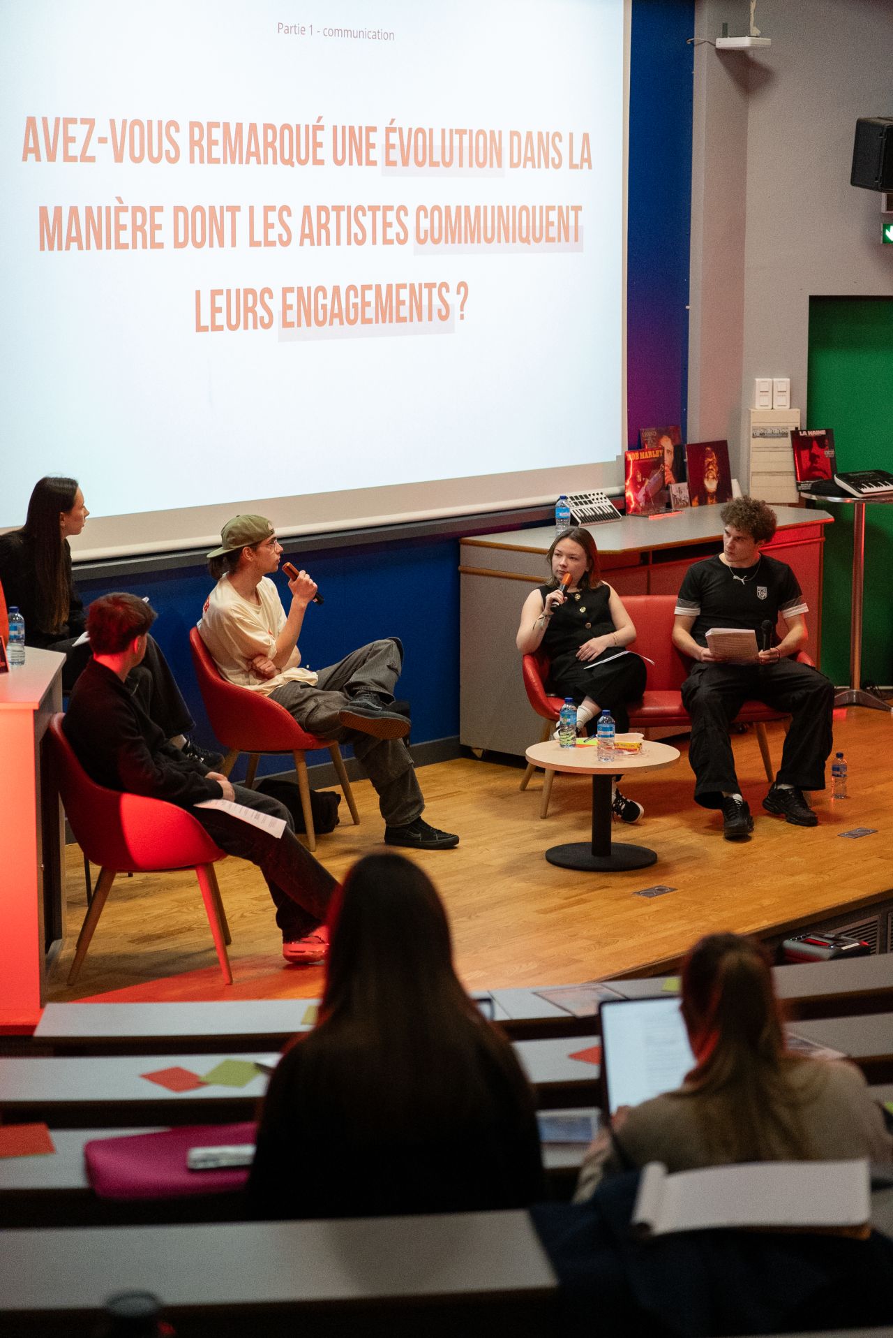 Discussion conférence